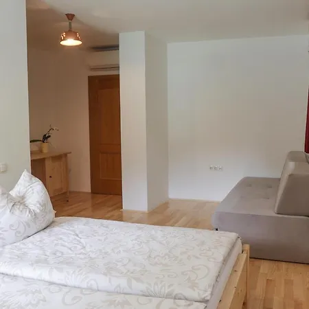 Tourist Farm Mulej Farm stay *