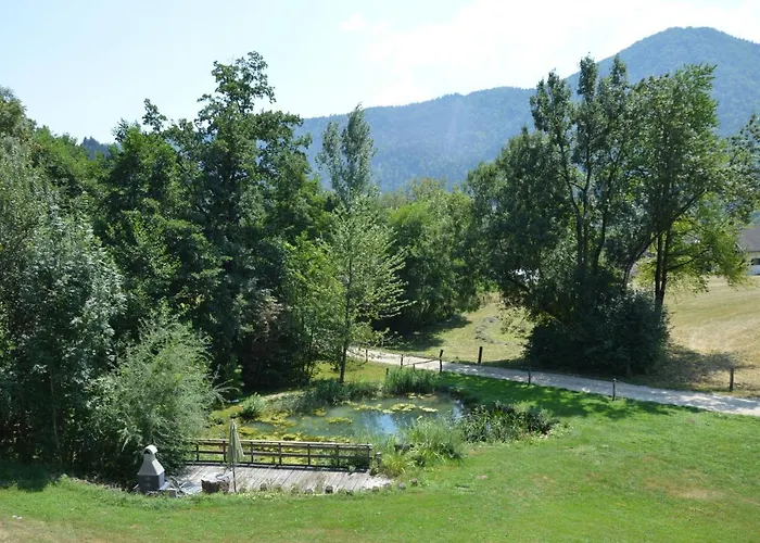 Tourist Farm Mulej ファームステイ ブレッド